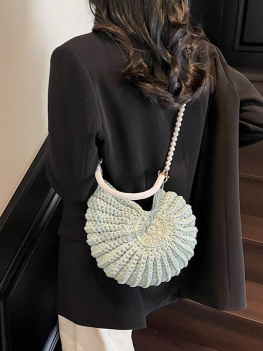 Handmade Crochet Tote Bag Seashell Purse for Women Boho Shell Handbag Crossbody - Picture 4 of 7